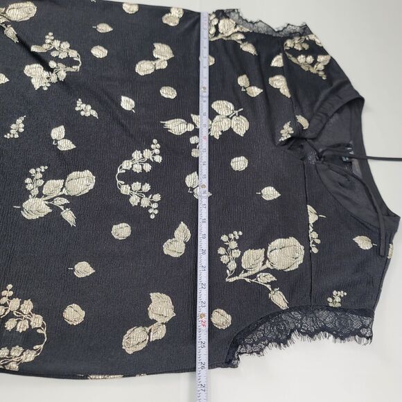 Lularoe‎ Tunic Top 3X Black Metallic Floral Lame' Semi Sheer Lightweight Resort - Picture 7 of 8